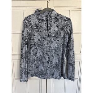 IBKUL size medium black and white 1/4 zip ventilated golf top shirt
